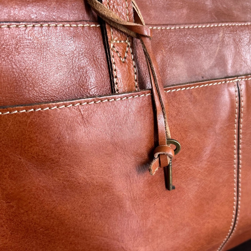 Patricia Nash Tan Leather Shoulder Bag/Briefcase - Picture 4 of 7